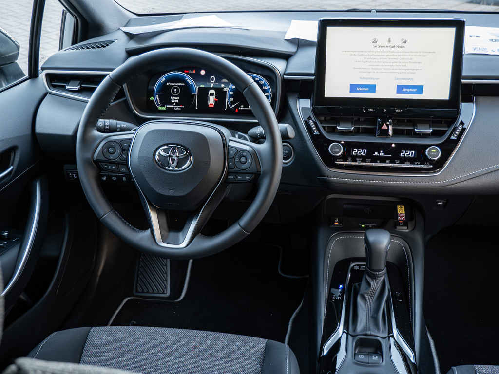 Fahrzeugansicht TOYOTA Corolla Touring Sports 2.0 Hybrid Teamplayer - Bild 8