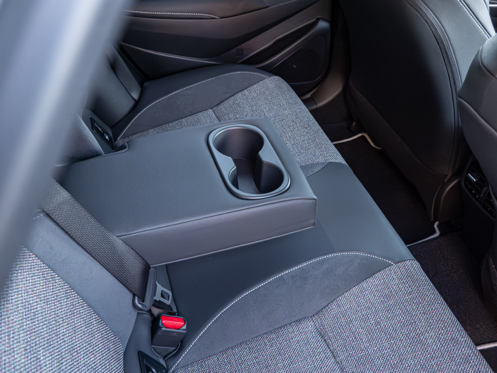 Fahrzeugansicht TOYOTA Corolla Touring Sports 2.0 Hybrid Teamplayer - Bild 10