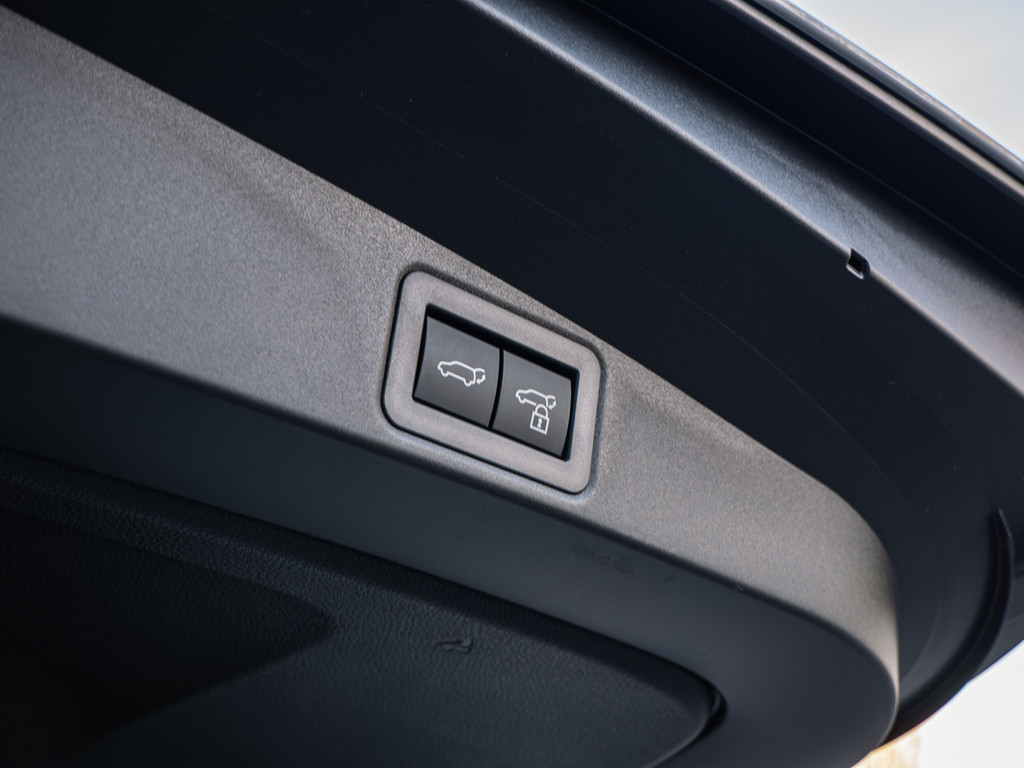 Fahrzeugansicht TOYOTA Corolla Touring Sports 2.0 Hybrid Teamplayer - Bild 14