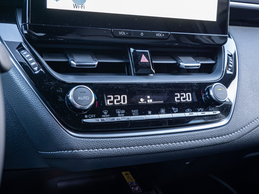 Fahrzeugansicht TOYOTA Corolla Touring Sports 2.0 Hybrid Teamplayer - Bild 19