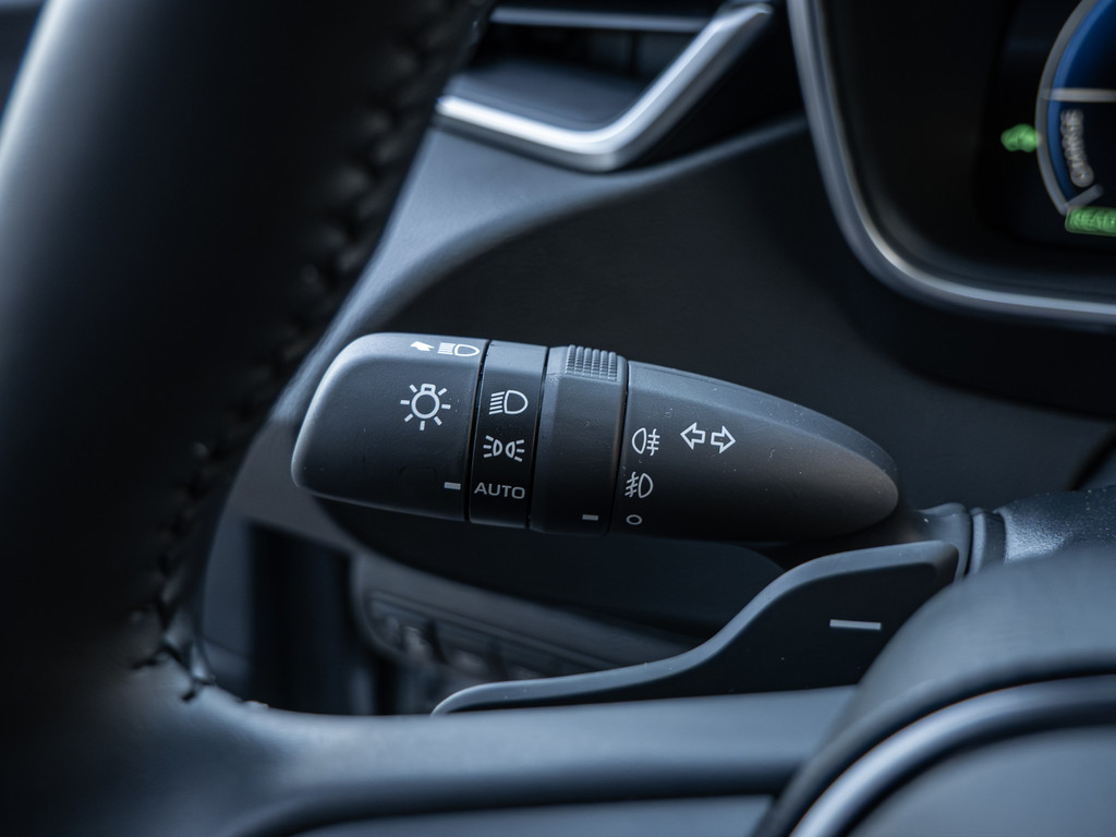 Fahrzeugansicht TOYOTA Corolla Touring Sports 2.0 Hybrid Teamplayer - Bild 27