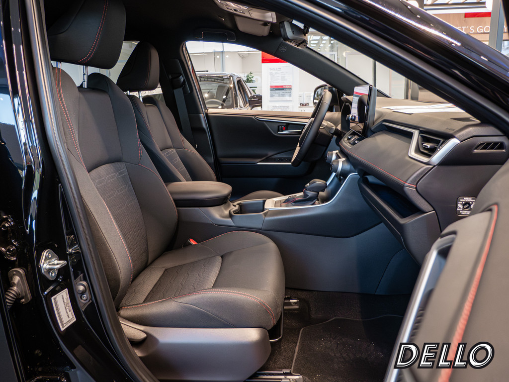 Fahrzeugansicht TOYOTA RAV4 2.5 Plug-in Hybrid 4x4 Teamplayer - Bild 3