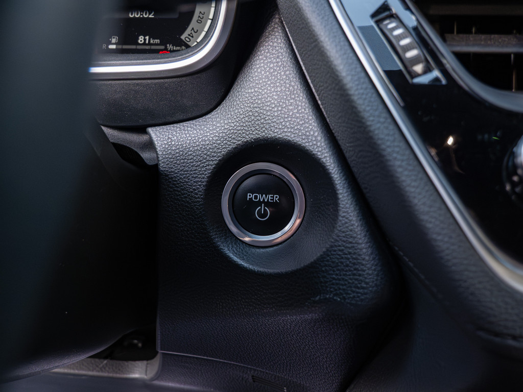 Fahrzeugansicht TOYOTA Corolla Cross 2.0 VVT-i Hybrid Team Deutschland - Bild 28