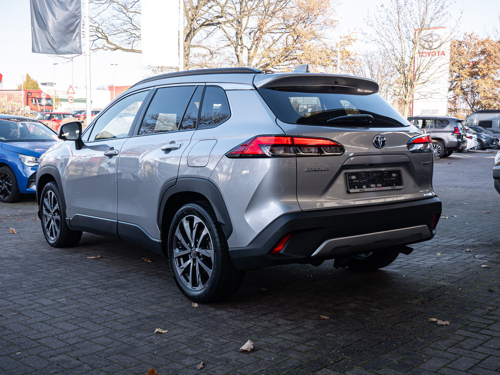 Fahrzeugansicht TOYOTA Corolla Cross 2.0 VVT-i Hybrid Team Deutschland - Bild 42