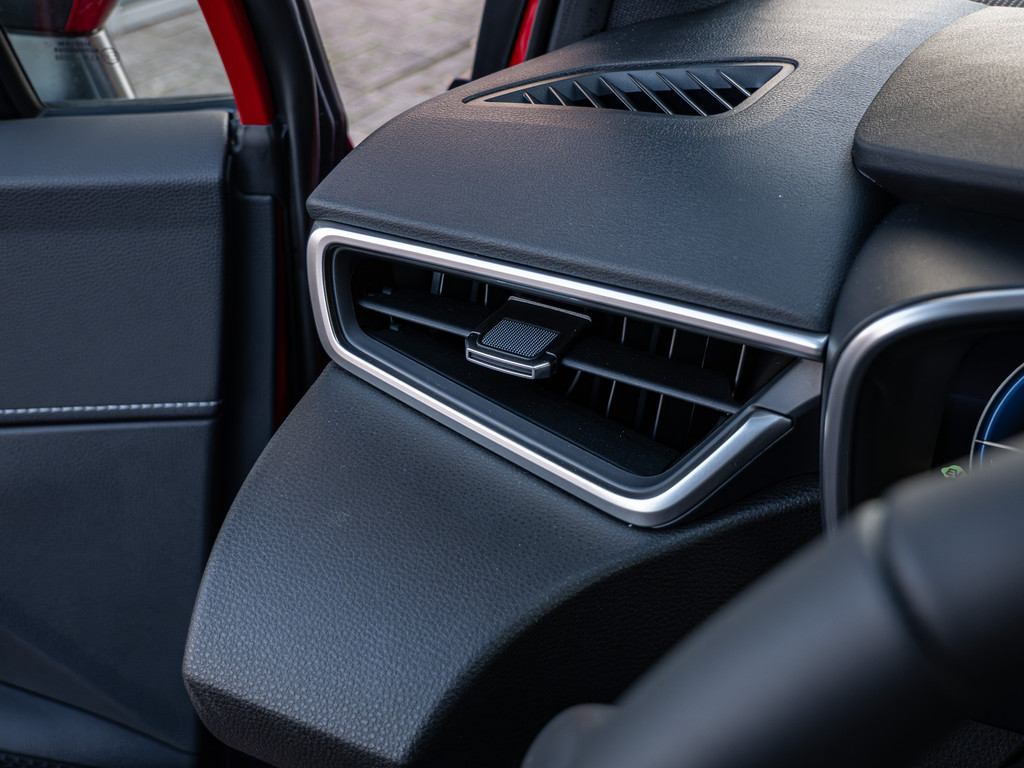 Fahrzeugansicht TOYOTA Corolla Touring Sports 2.0 Hybrid Teamplayer - Bild 30