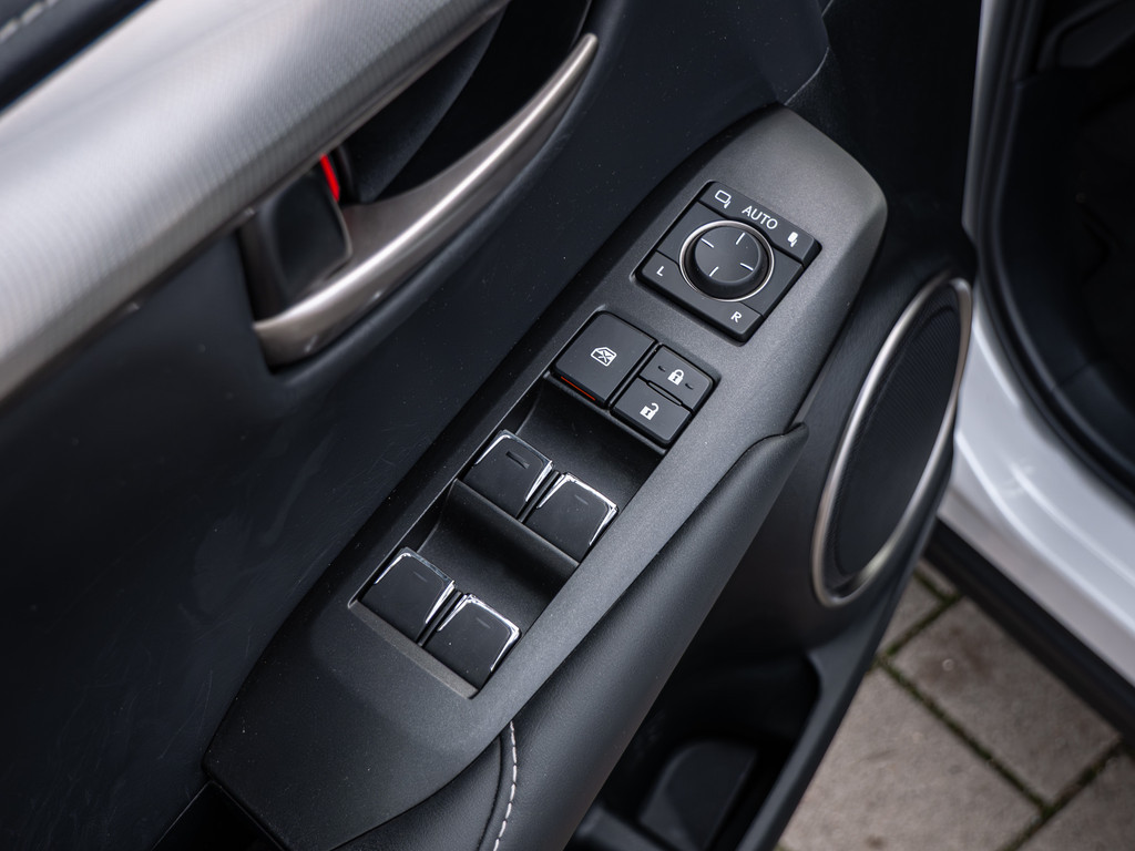 Fahrzeugansicht LEXUS NX 300h Style Edition - Bild 33