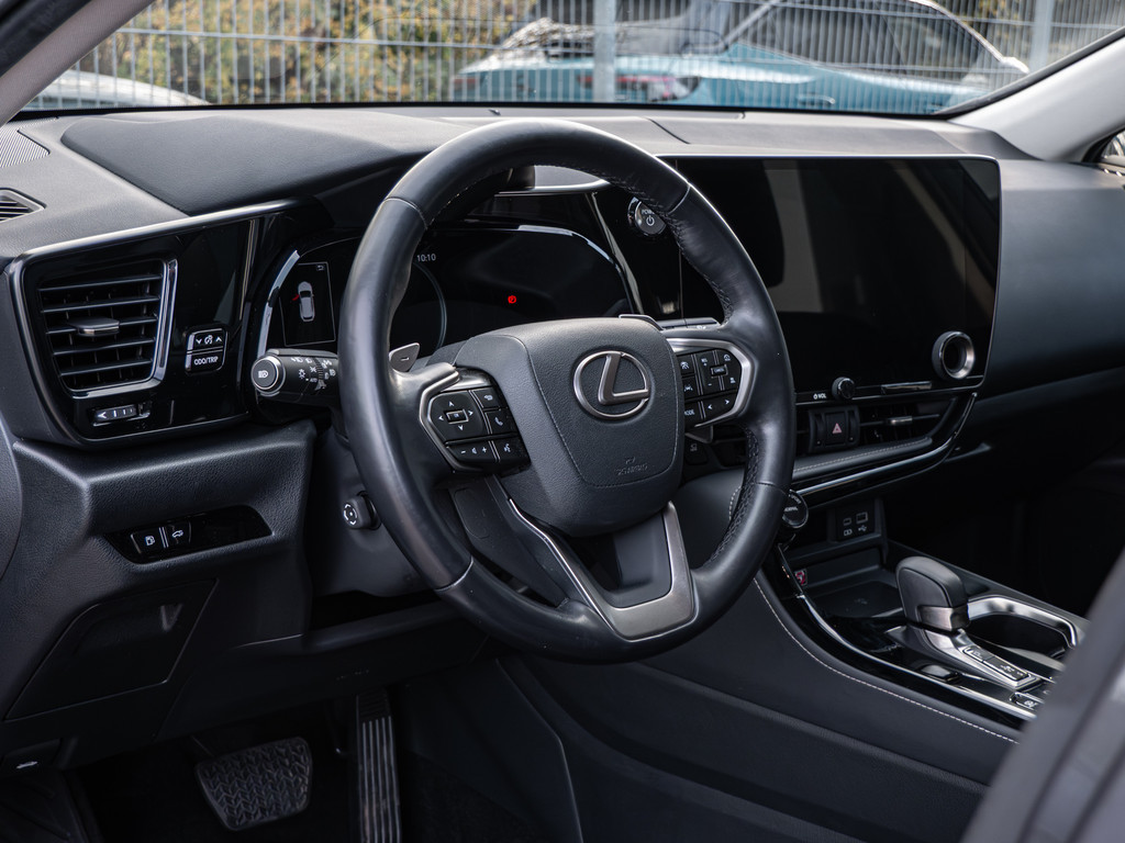 Fahrzeugansicht LEXUS NX 450h + Executive - Bild 33