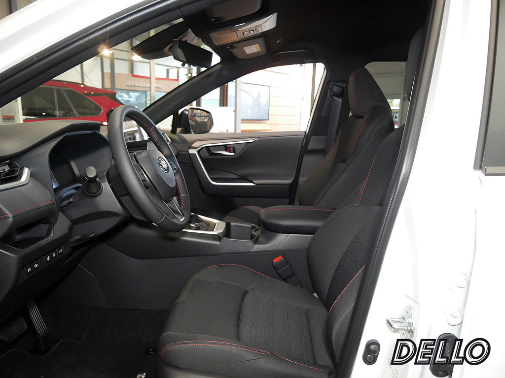 Fahrzeugansicht TOYOTA RAV4 2.5 Plug-in Hybrid 4x4 Teamplayer - Bild 10