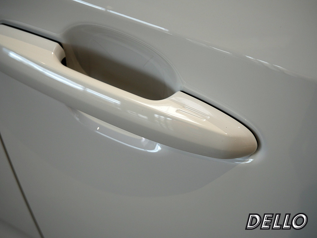 Fahrzeugansicht TOYOTA RAV4 2.5 Plug-in Hybrid 4x4 Teamplayer - Bild 47