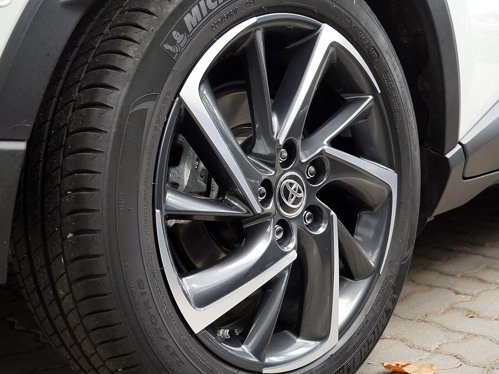 Fahrzeugansicht TOYOTA C-HR 2.0 Hybrid Style Selection - Bild 39