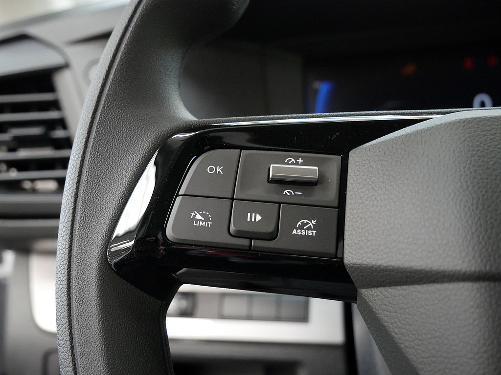 Fahrzeugansicht TOYOTA Proace L2 Kasten Electric Meister - Bild 16