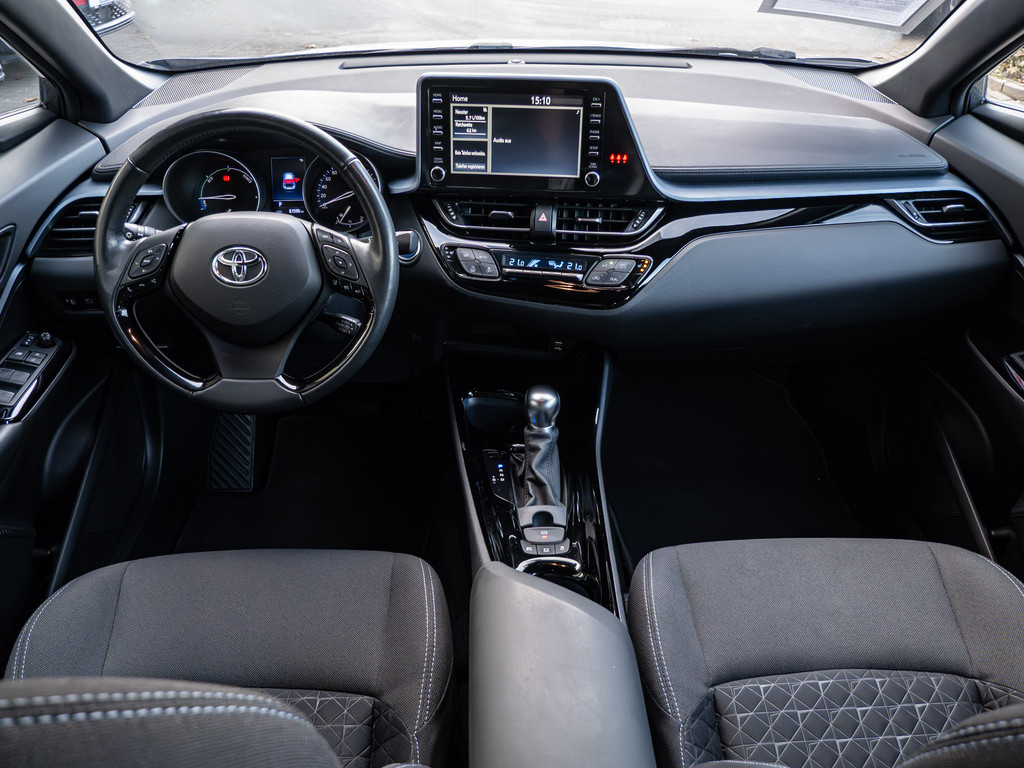 Fahrzeugansicht TOYOTA C-HR 2.0 Hybrid Team D - Bild 9