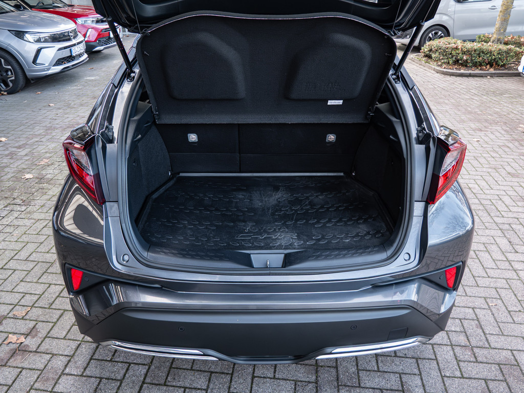 Fahrzeugansicht TOYOTA C-HR 2.0 Hybrid Team D - Bild 14