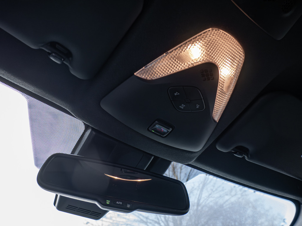 Fahrzeugansicht TOYOTA C-HR 2.0 Hybrid Team D - Bild 24