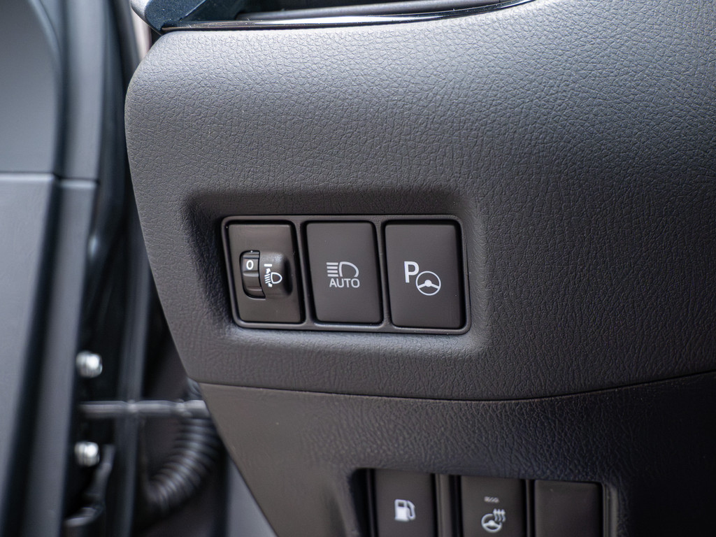 Fahrzeugansicht TOYOTA C-HR 2.0 Hybrid Team D - Bild 33