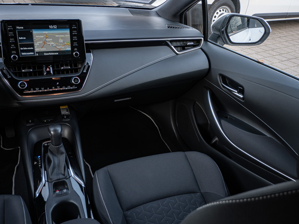 Fahrzeugansicht TOYOTA Corolla Touring Sports 1.8 Hybrid Team D - Bild 6