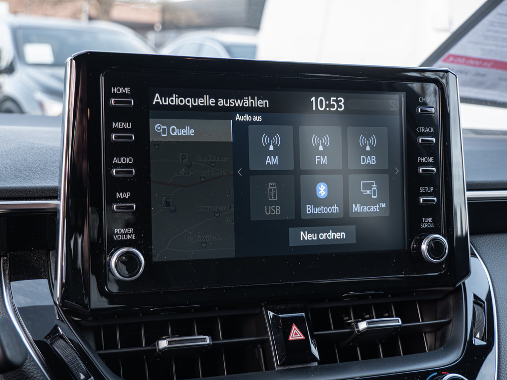 Fahrzeugansicht TOYOTA Corolla Touring Sports 1.8 Hybrid Team D - Bild 13