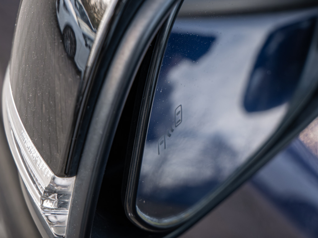 Fahrzeugansicht TOYOTA RAV 4 2.5 Plug-in Hybrid 4x4 - Bild 4