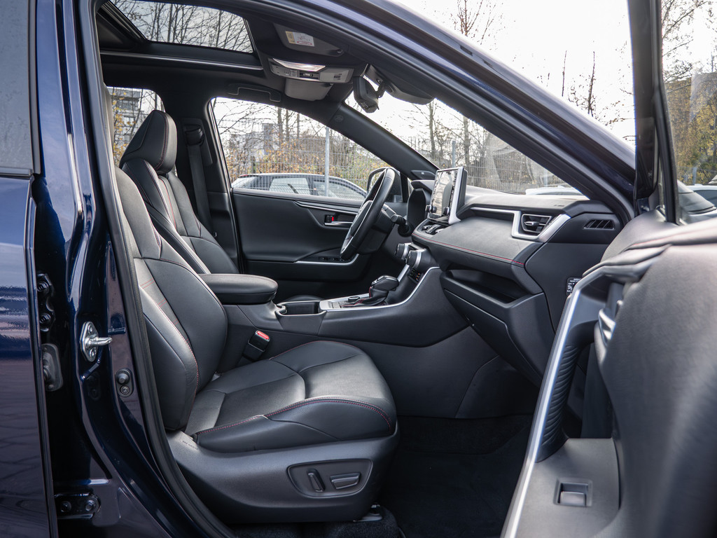 Fahrzeugansicht TOYOTA RAV 4 2.5 Plug-in Hybrid 4x4 - Bild 7