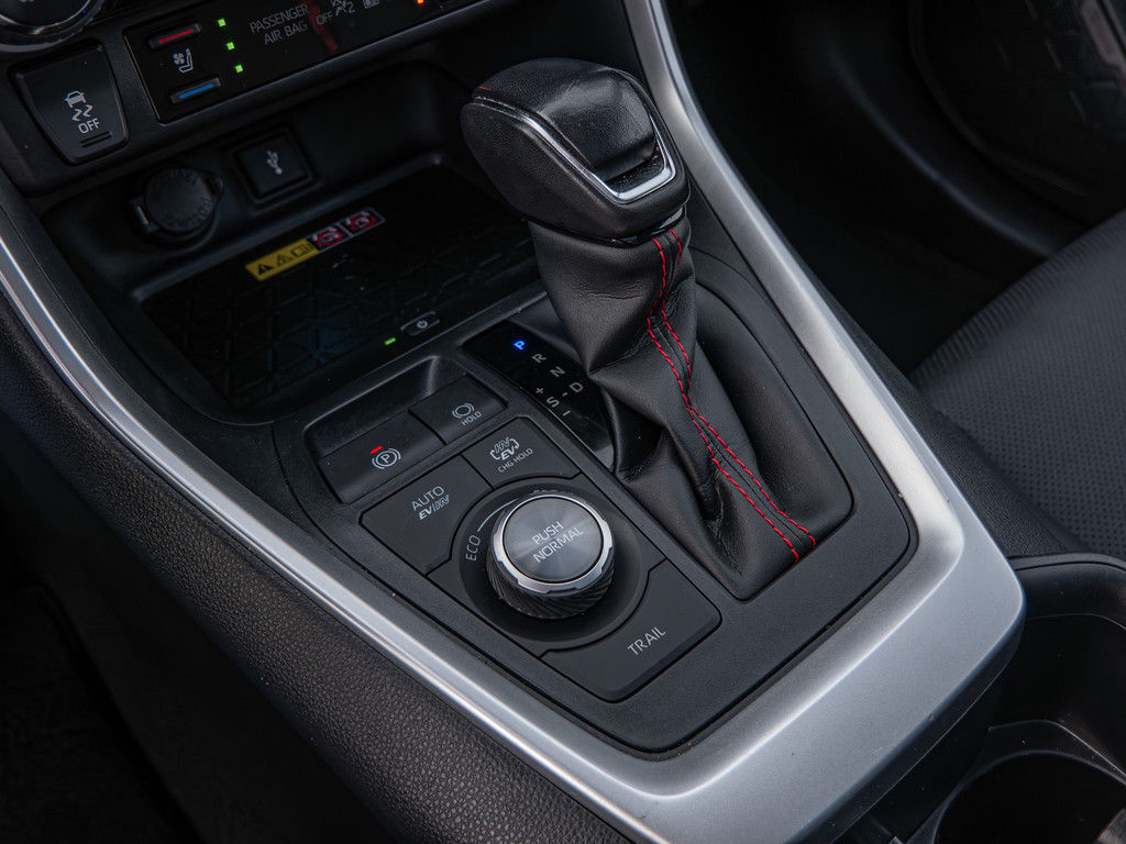 Fahrzeugansicht TOYOTA RAV 4 2.5 Plug-in Hybrid 4x4 - Bild 26