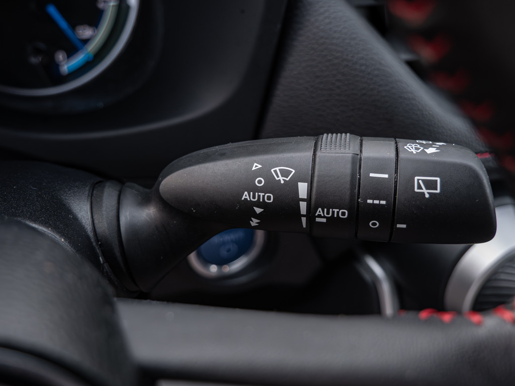 Fahrzeugansicht TOYOTA RAV 4 2.5 Plug-in Hybrid 4x4 - Bild 32