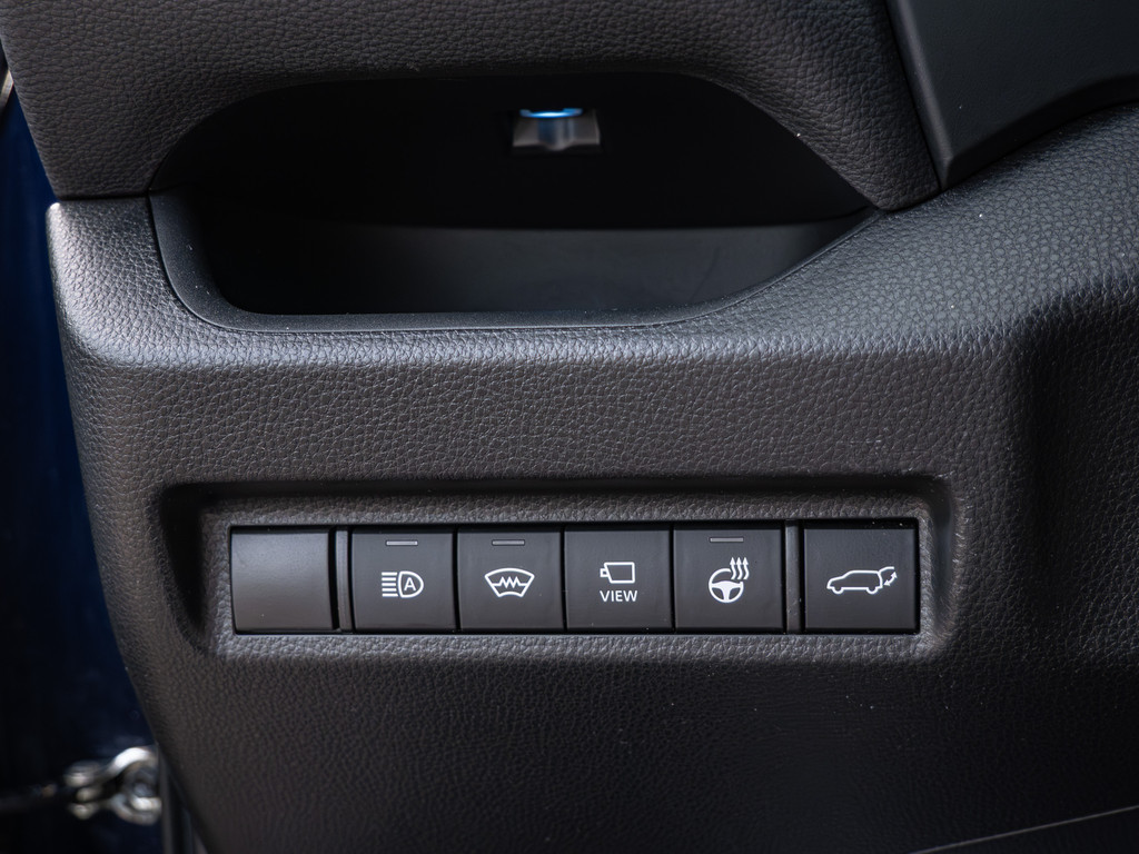 Fahrzeugansicht TOYOTA RAV 4 2.5 Plug-in Hybrid 4x4 - Bild 40